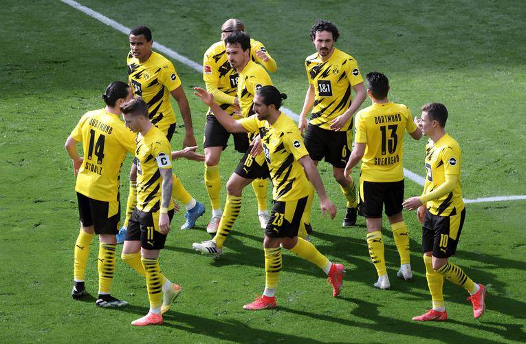 德甲保级队VS争冠劲旅：海登海姆“铁桶阵”能否抵挡多特蒙德“青春风暴”？